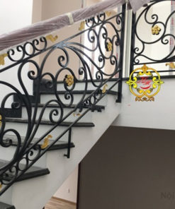 cầu thang sắt mỹ thuật 36