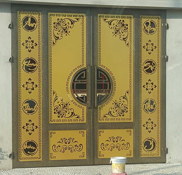 các kiểu cửa cổng sắt đẹp 25