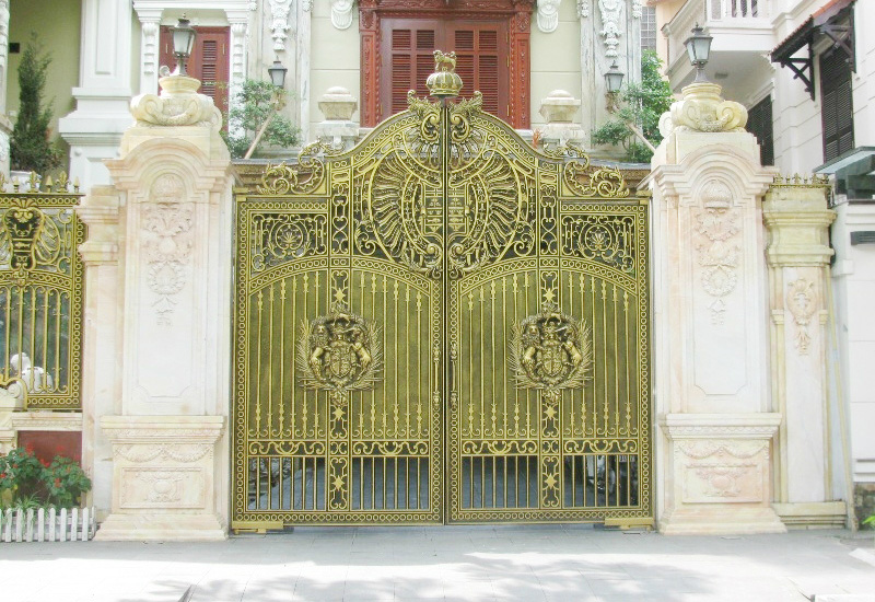 các kiểu cửa cổng sắt đẹp 5