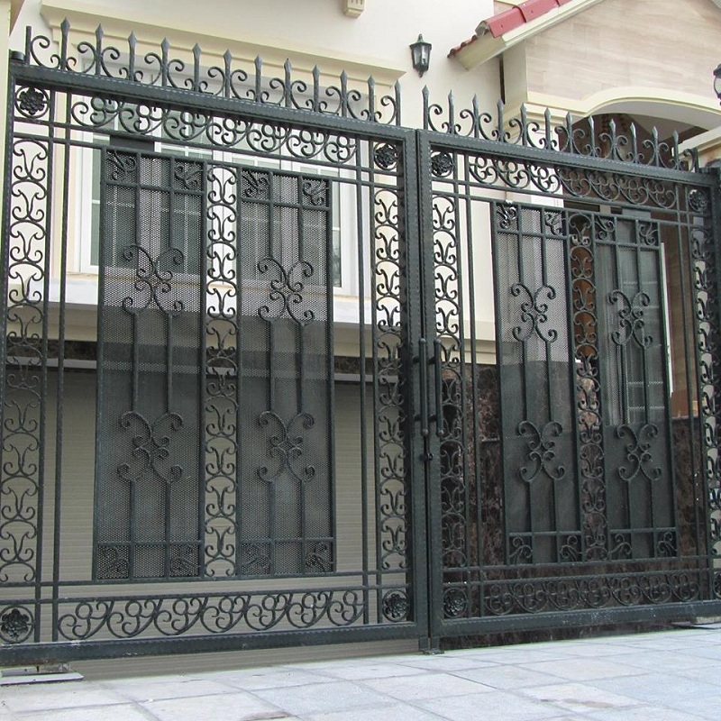 cổng sắt đẹp hiện đại 17
