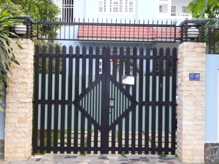 cổng sắt đẹp hiện đại 19