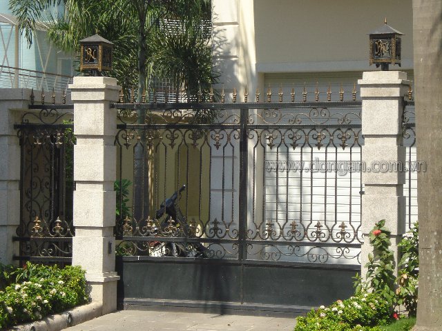 cổng sắt đẹp hiện đại 29