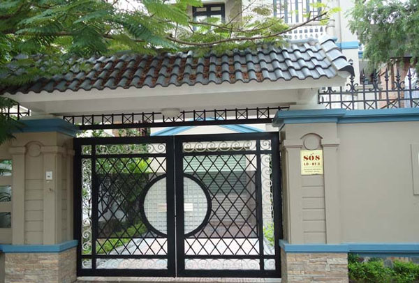 cổng sắt đẹp hiện đại 36