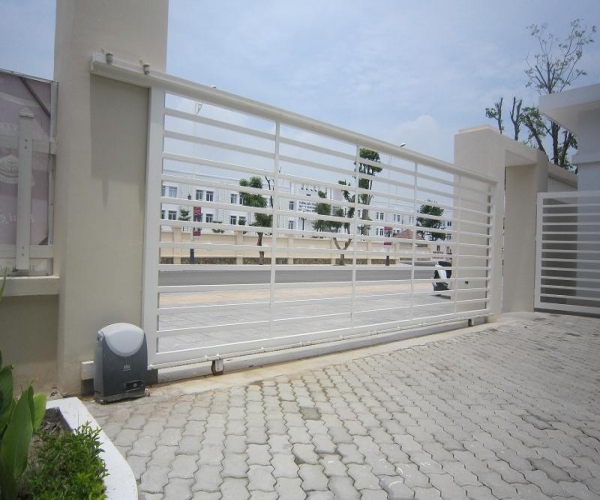 cổng sắt đẹp hiện đại 75 1