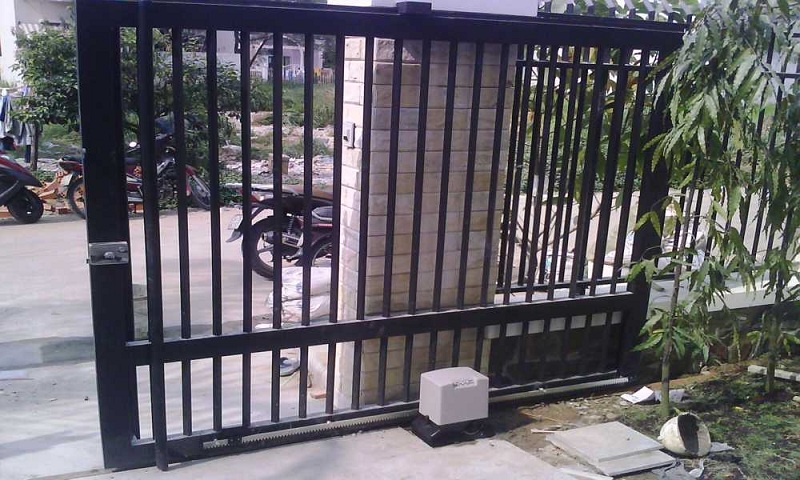 cổng sắt đẹp hiện đại 79