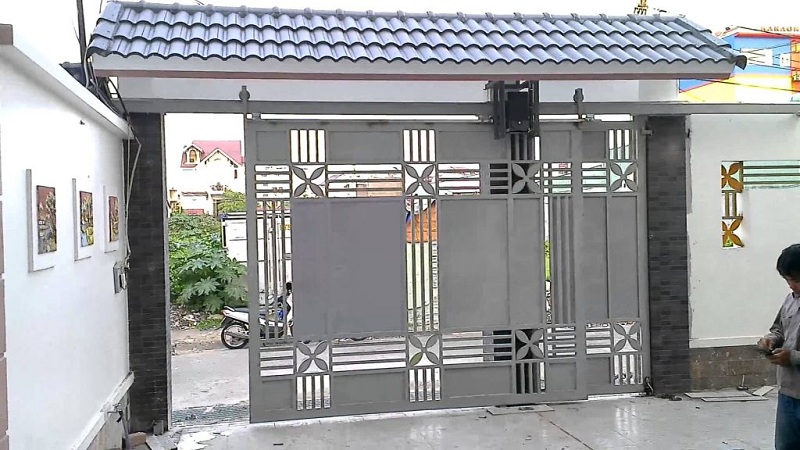 cổng sắt đẹp hiện đại 81