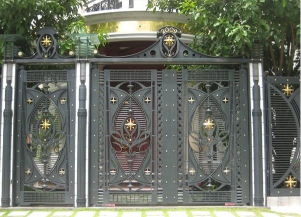 mẫu cổng sắt nhà phố đẹp 55
