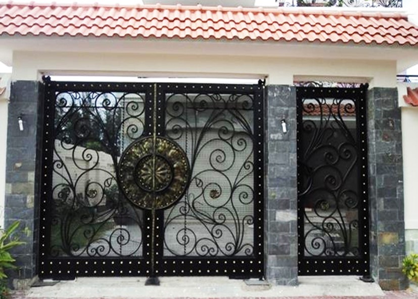 cổng sắt hoa văn đẹp 40