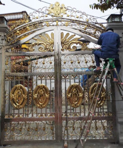 cổng inox mạ màu đẹp 11